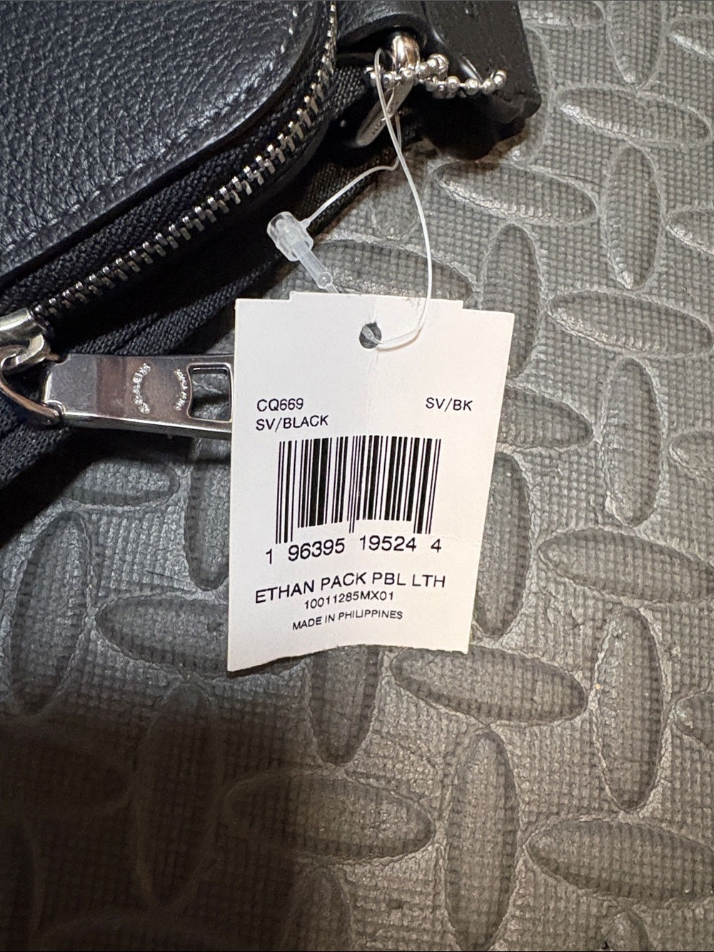 Coach Black Pebbled Leather Crossbody Sling - Picture 2 of 6